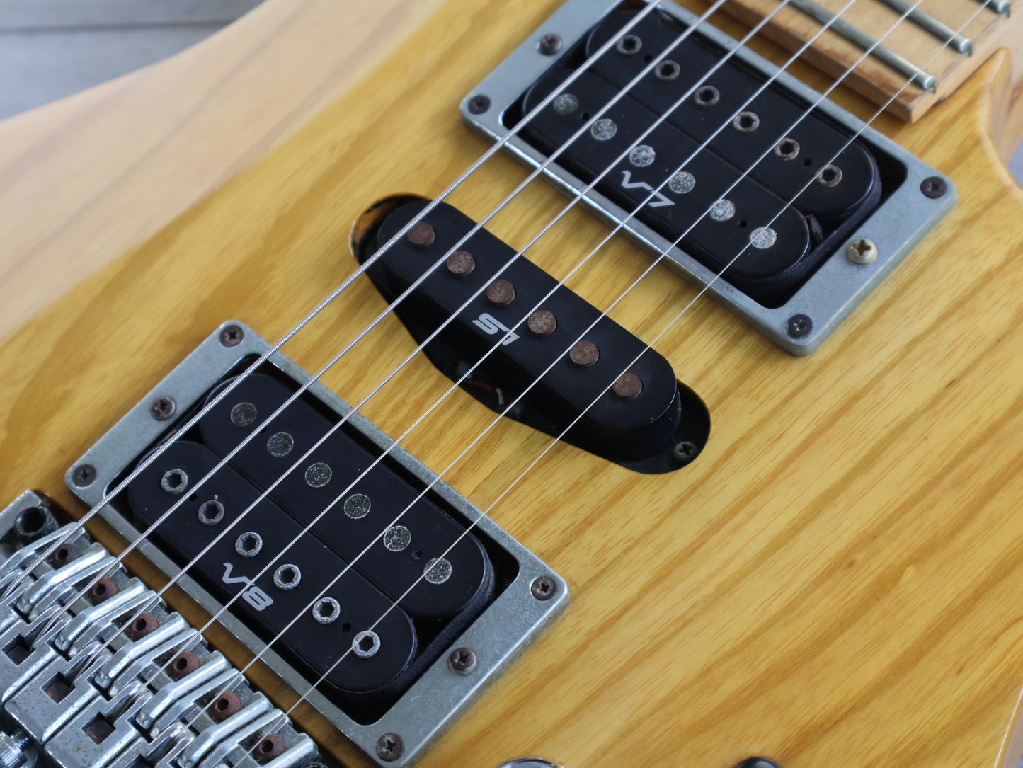 1993 Ibanez Japan SI-850M S-Series HSH Superstrat (Natural Ash)