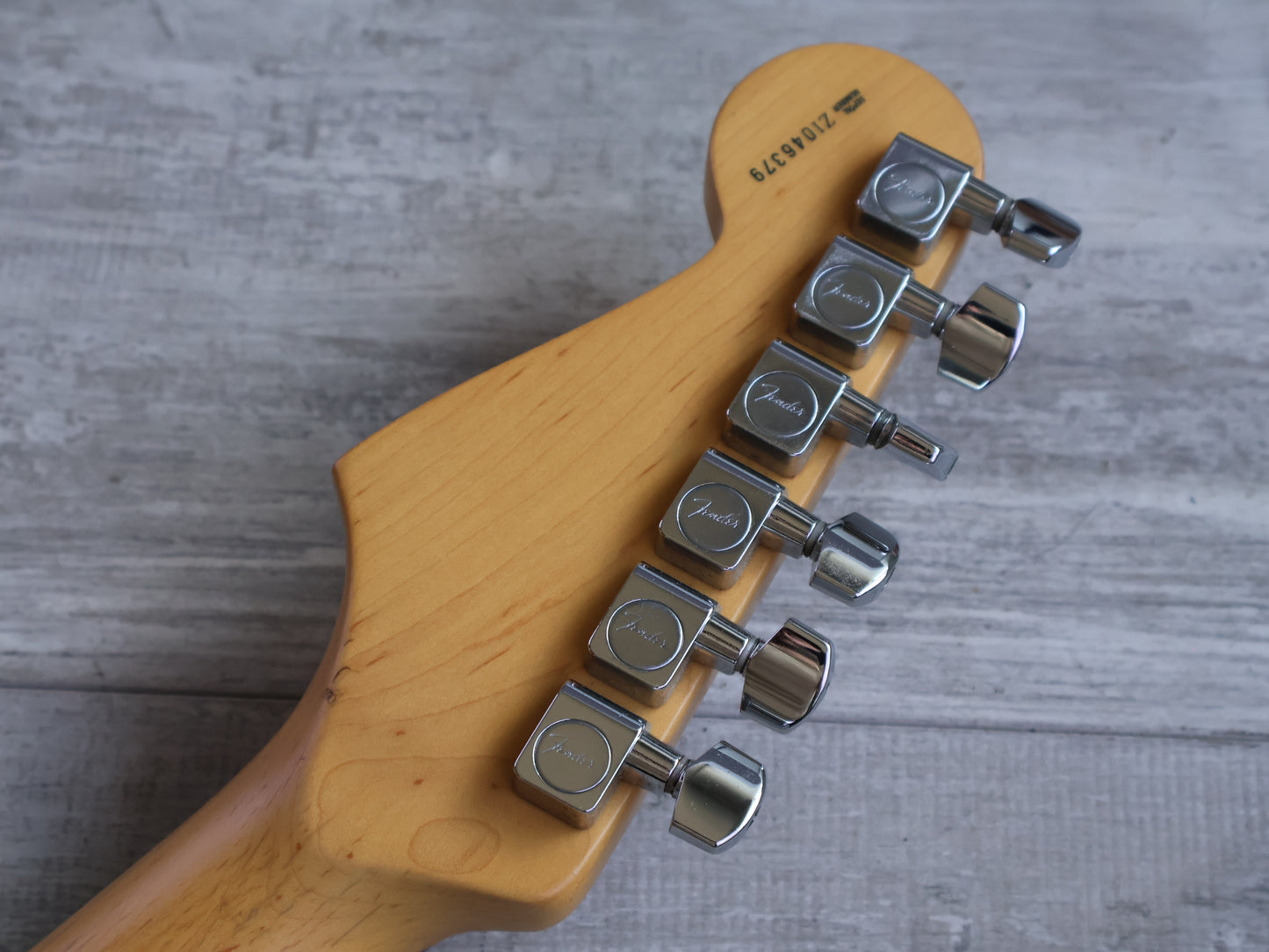 2001 Fender USA American Standard Stratocaster - Rosewood Fingerboard (Sunburst)