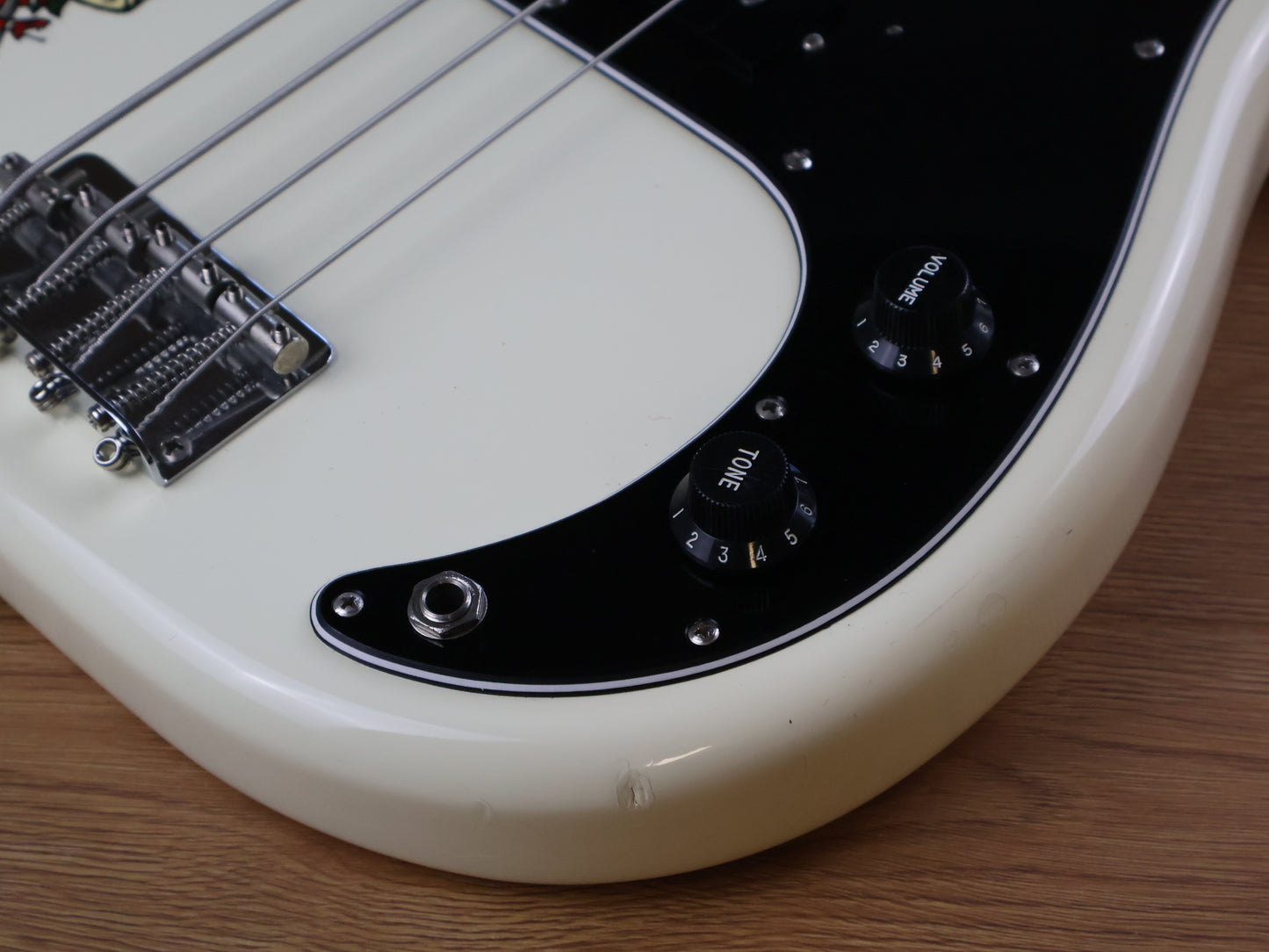 1999 Fender Japan PB-STD Precision Bass Standard (Vintage White)