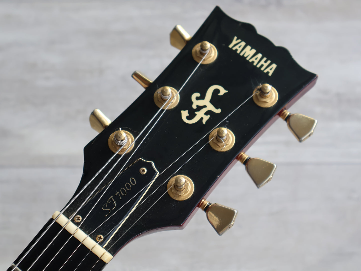 1981 Yamaha Japan SF7000 Super Flighter (Red Sunburst)