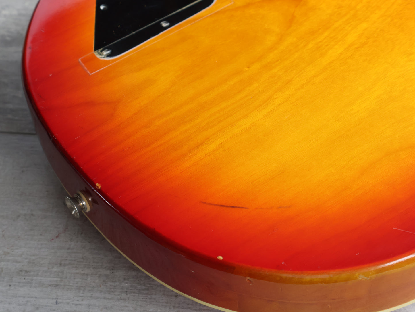 1974 Greco Japan EG-650 Les Paul Standard (Cherry Sunburst)