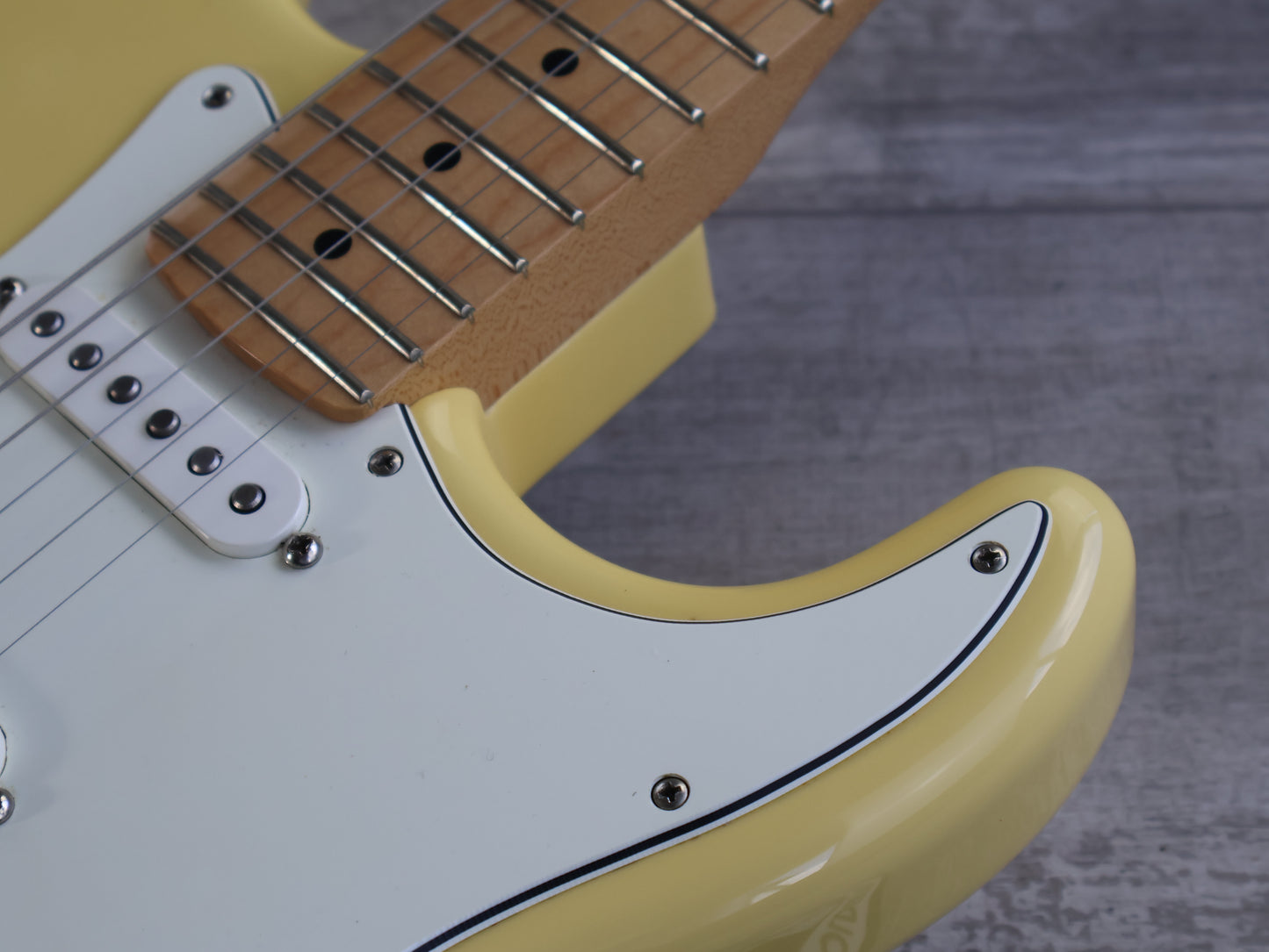 2020 Fender Player Stratocaster HSS - Maple Fingerboard (Buttercream)