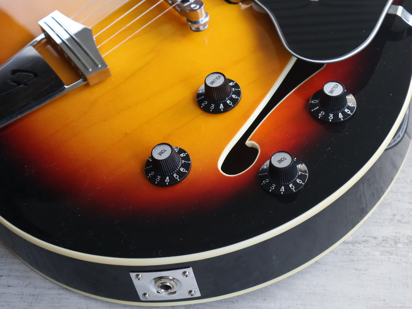 2014 Fender Coronado II Modern Player Series Hollowbody (Sunburst)