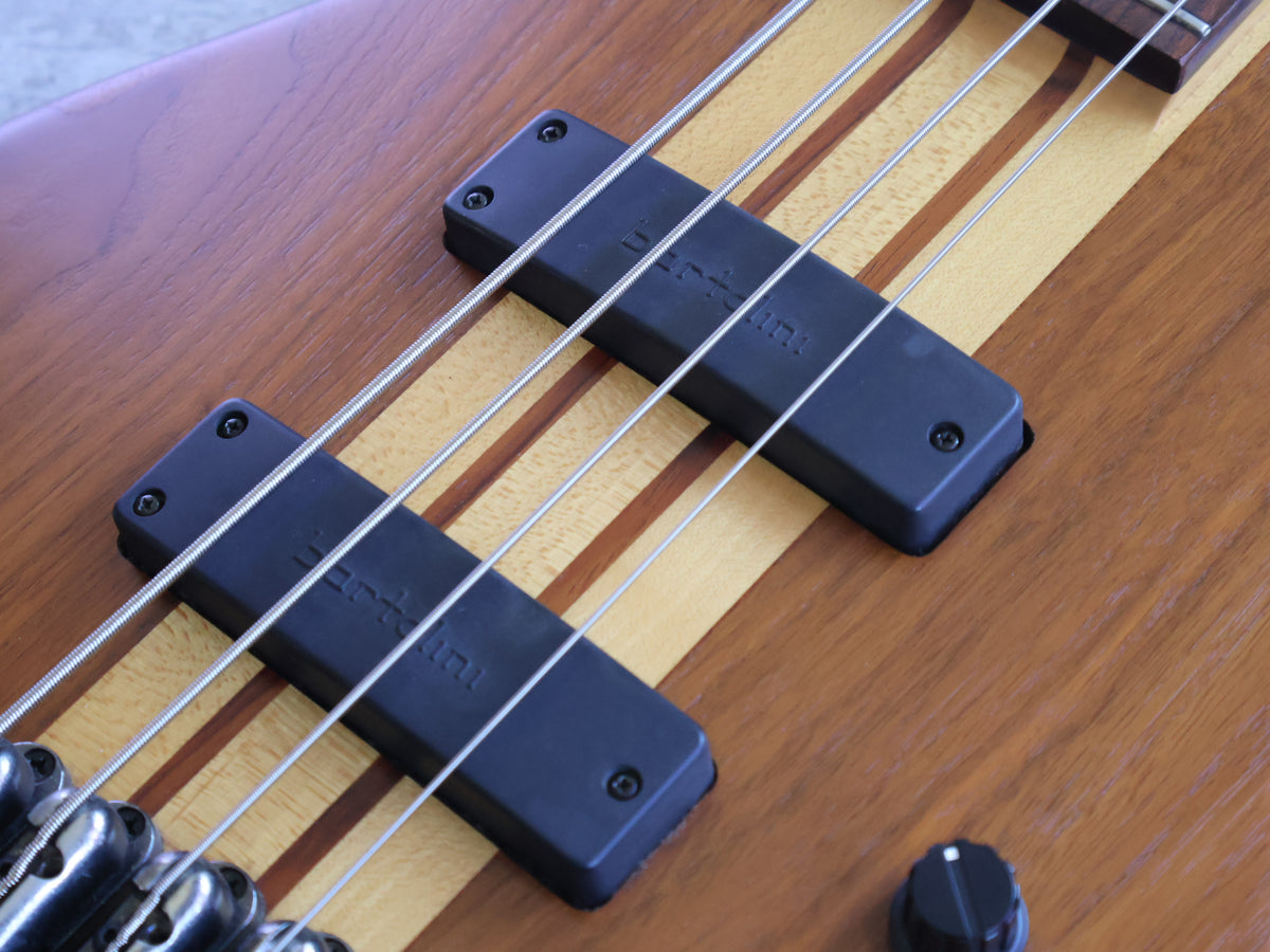 207 Ibanez Prestige SR1000EWN SDGR Soundgear Neckthrough Bass (Natural Flat)