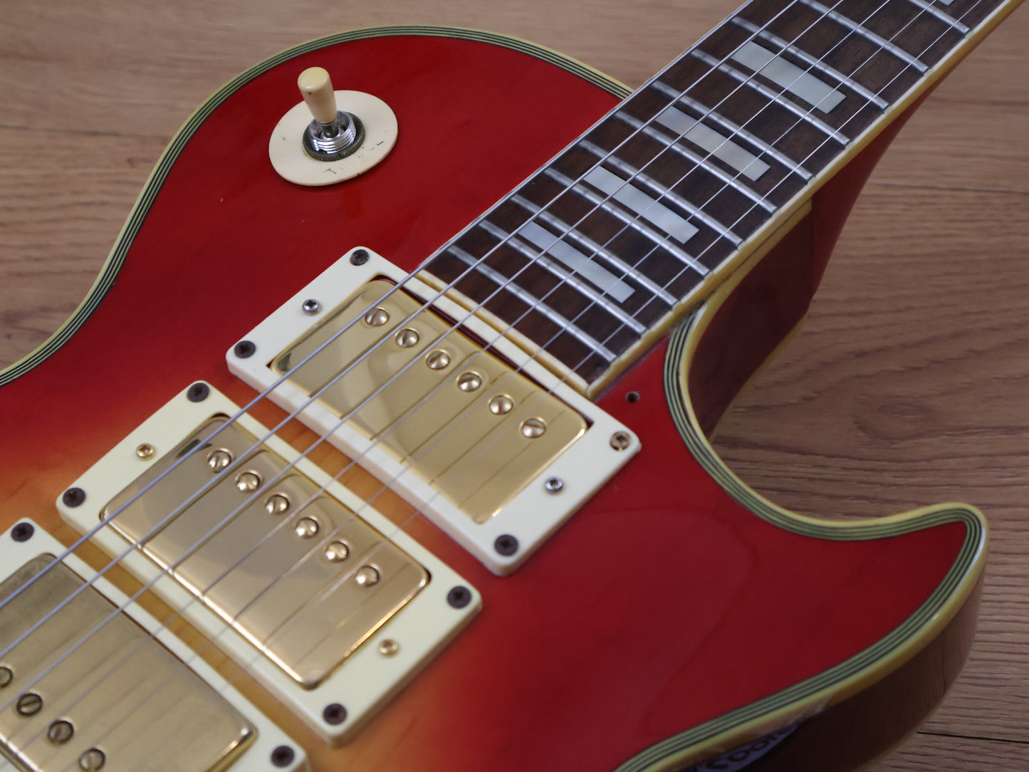 1979 Greco EG-600PR Ace Frehley Les Paul Custom (Cherry Sunburst)
