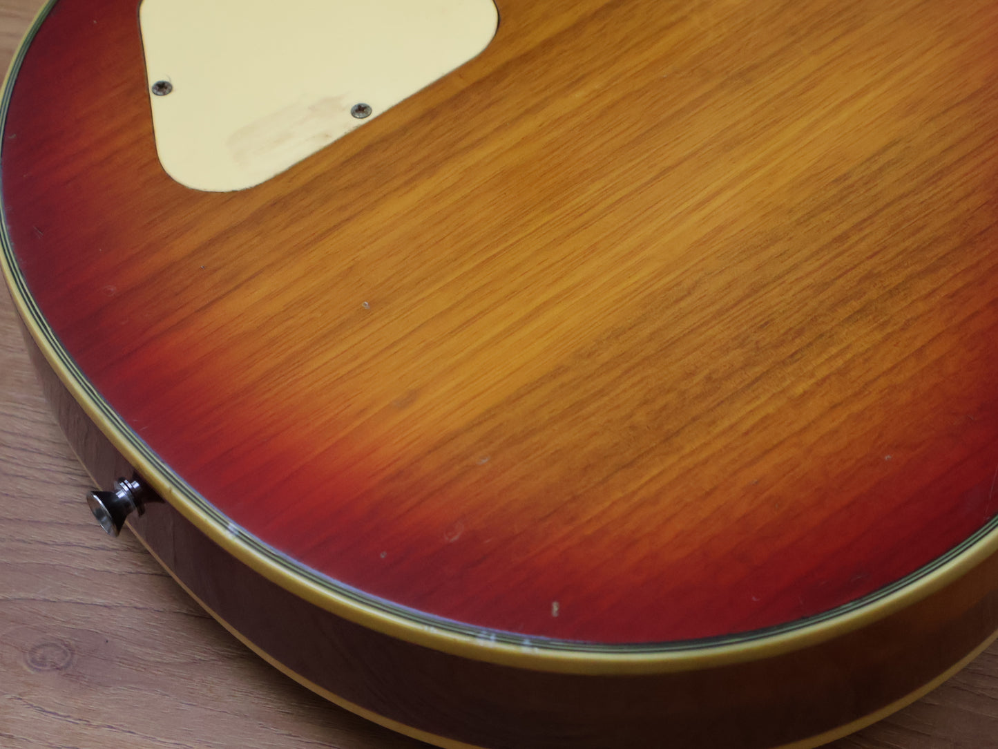 1979 Greco EG-600PR Ace Frehley Les Paul Custom (Cherry Sunburst)