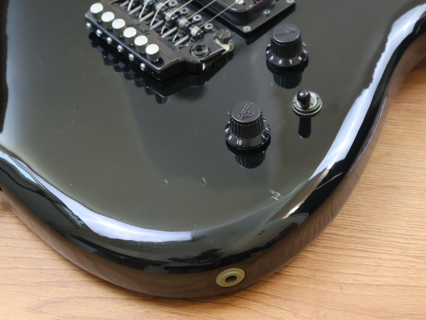 1985 Fender Japan ST-535 HH Contemporary Boxer Stratocaster (Black)