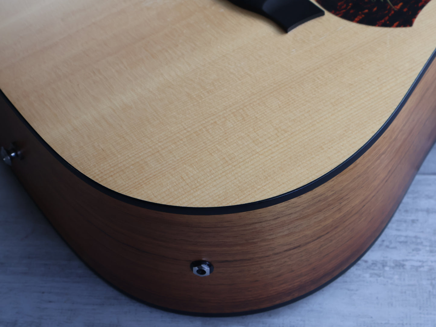 Maton SRS70C-12 "Road Series" Acoustic Electric 12-String Guitar (Natural Satin)