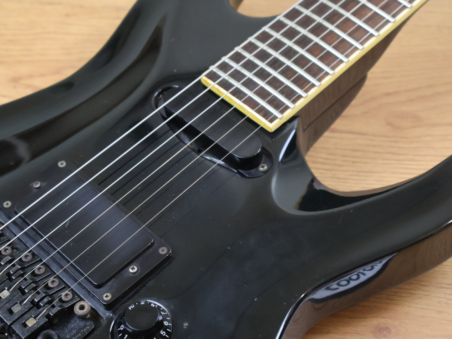 1990's Edwards E-HR-85 Horizon HS Superstrat (Black)