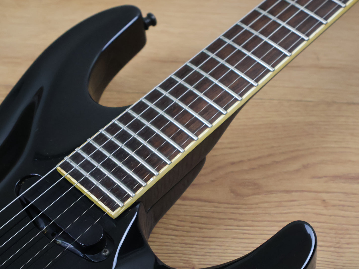 1990's Edwards E-HR-85 Horizon HS Superstrat (Black)