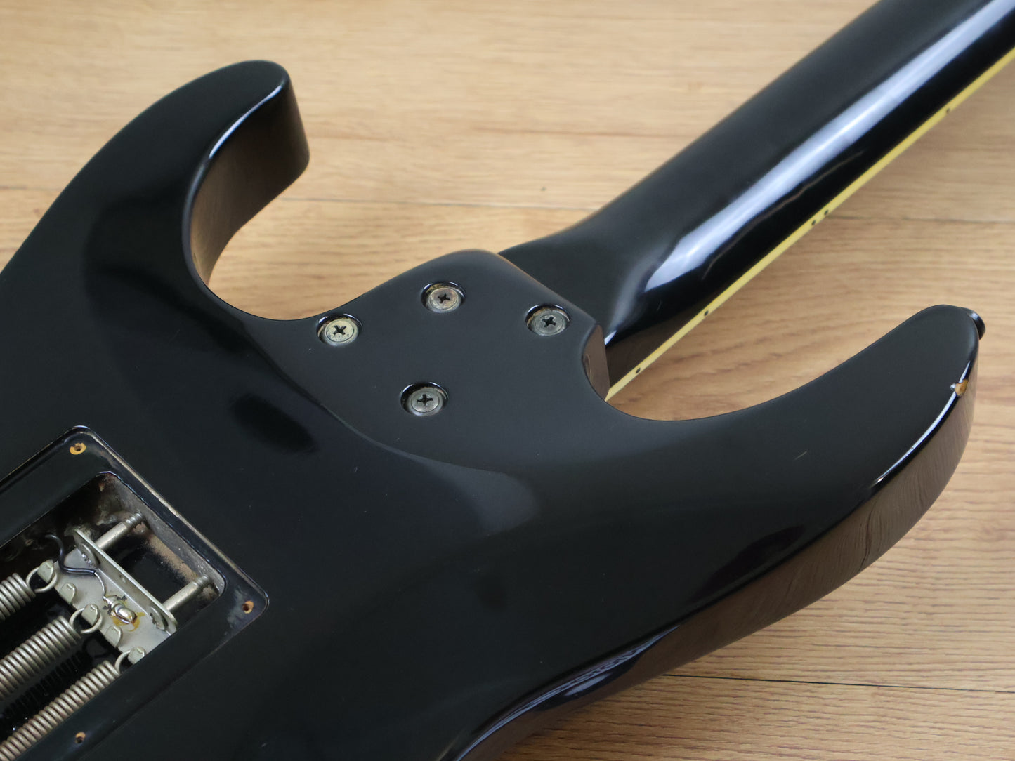 1990's Edwards E-HR-85 Horizon HS Superstrat (Black)