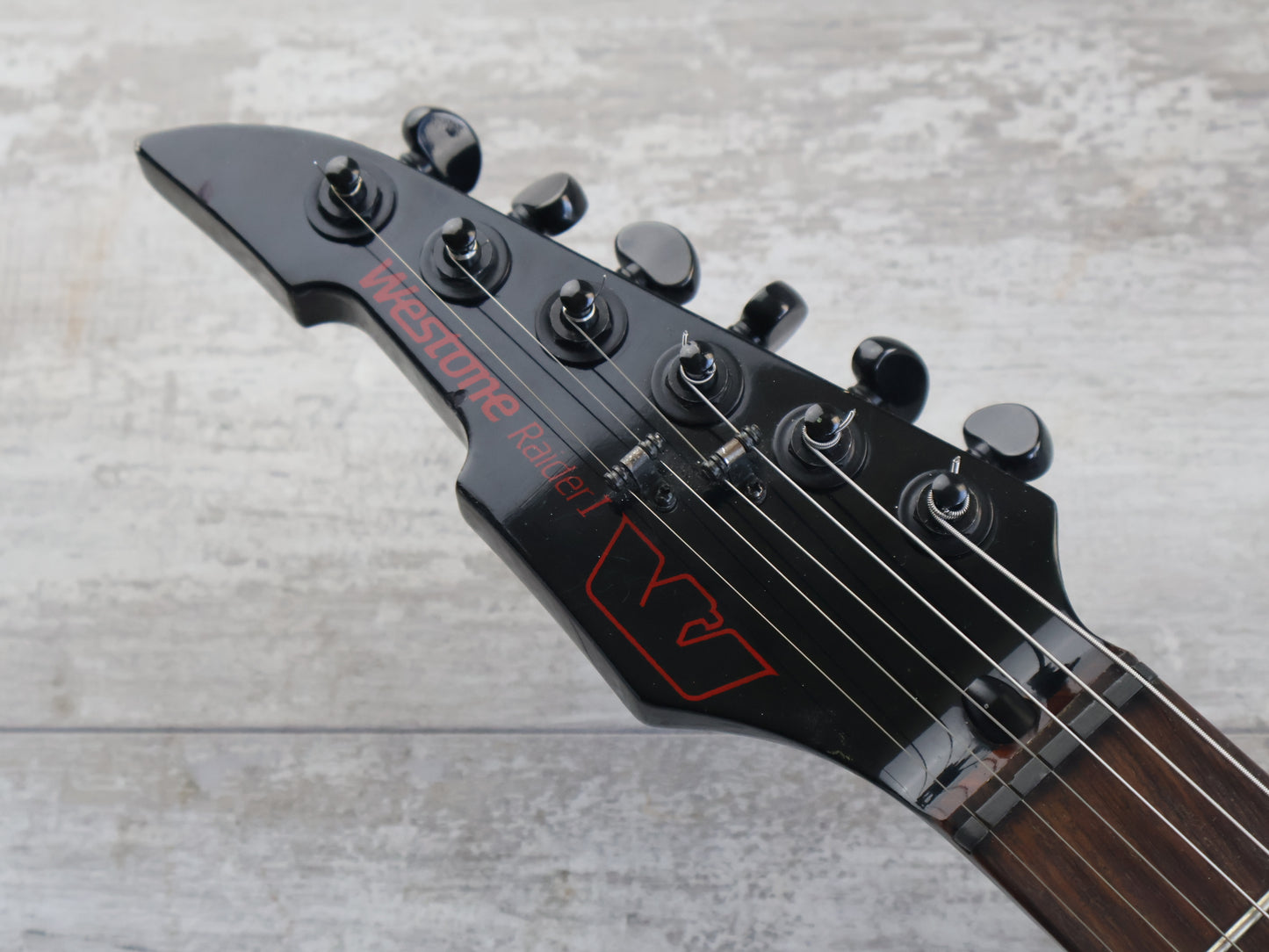 1984 Westone Raider I LH Left Handed Explorer (Black/White)