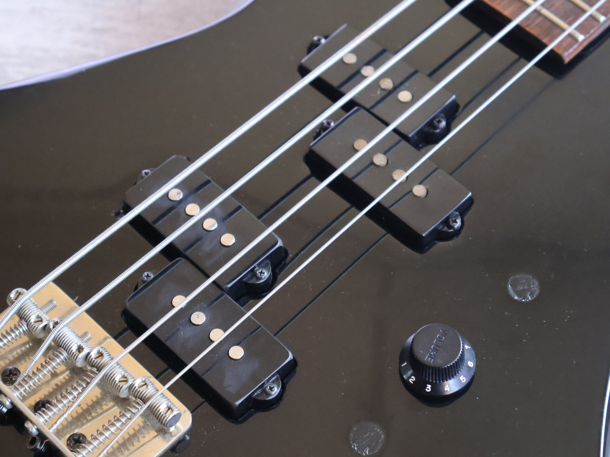 1990's Fernandes Japan MB-65 Mockingbird Bass (Black)