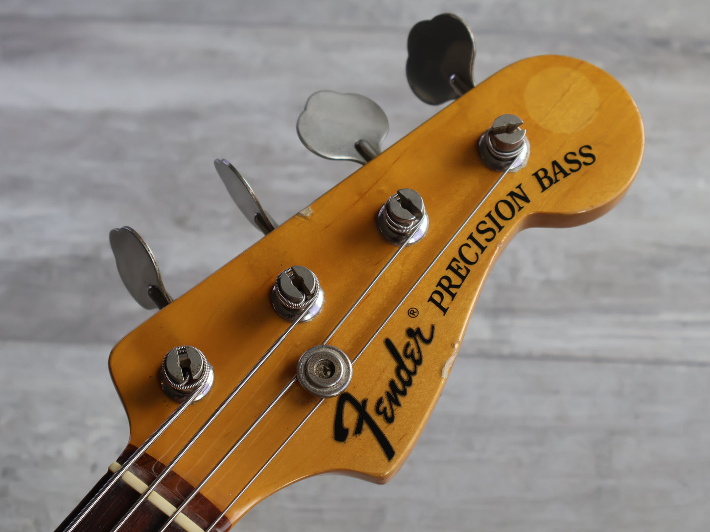1993 Fender Japan PB70-75 '70 Reissue Precision Bass (Vintage White)