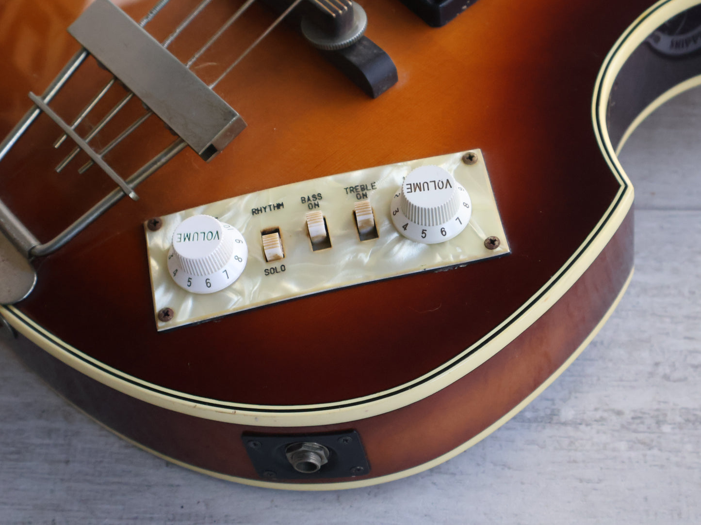 1987 Greco VB-650 Violin Beatle Bass (Brown Sunburst)