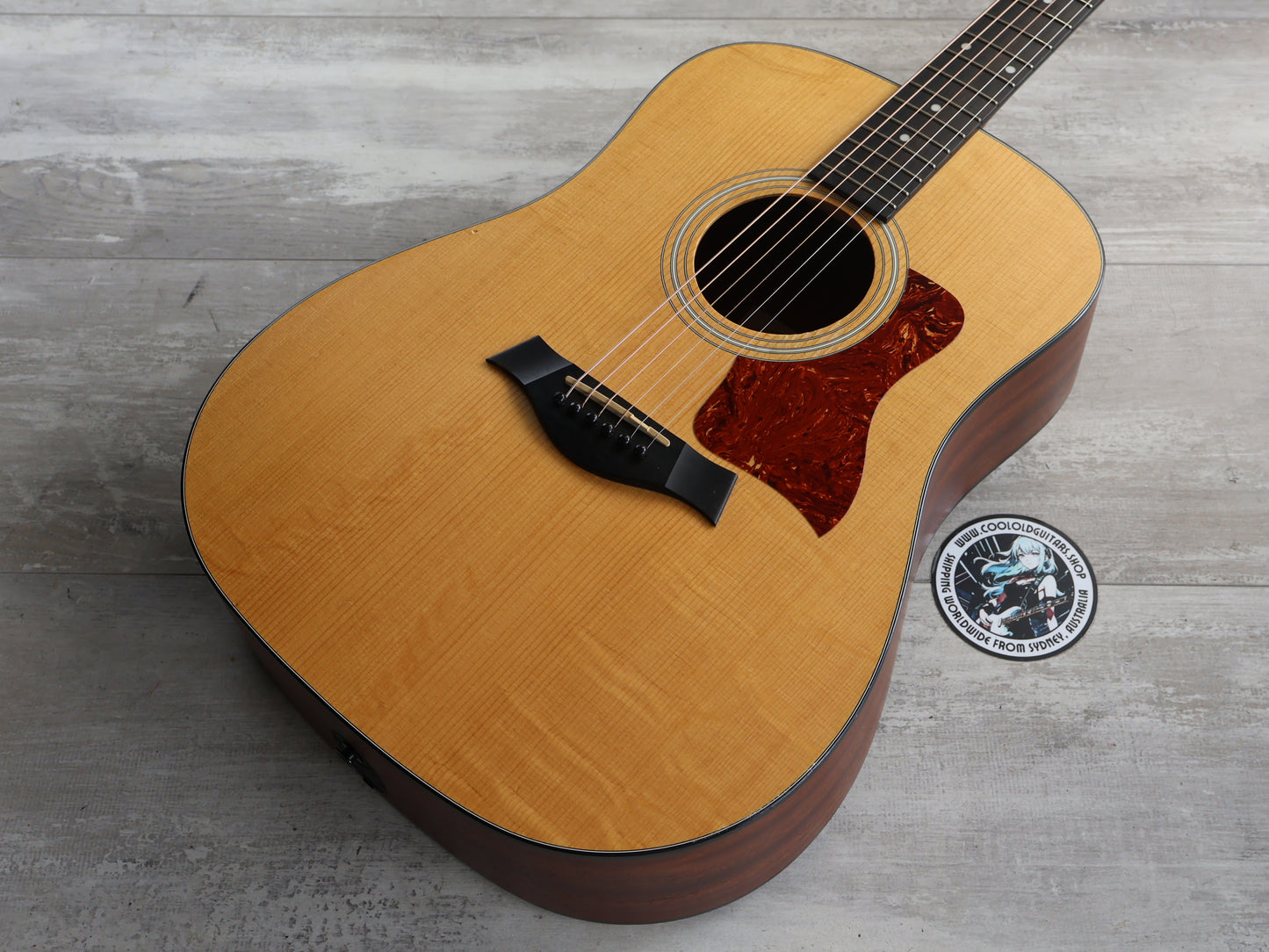 Taylor 110E Dreadnought Acoustic-Electric Guitar (Natural)