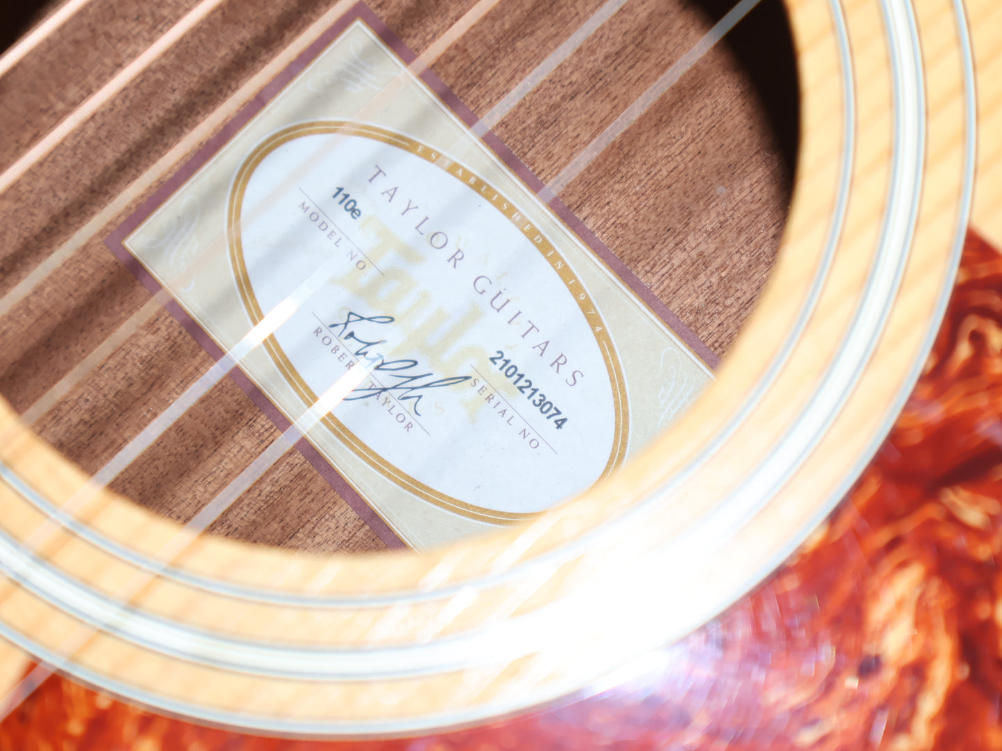 Taylor 110E Dreadnought Acoustic-Electric Guitar (Natural)