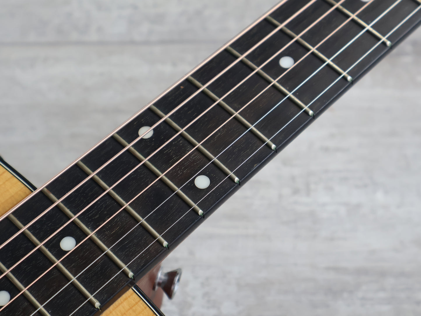 Taylor 110E Dreadnought Acoustic-Electric Guitar (Natural)