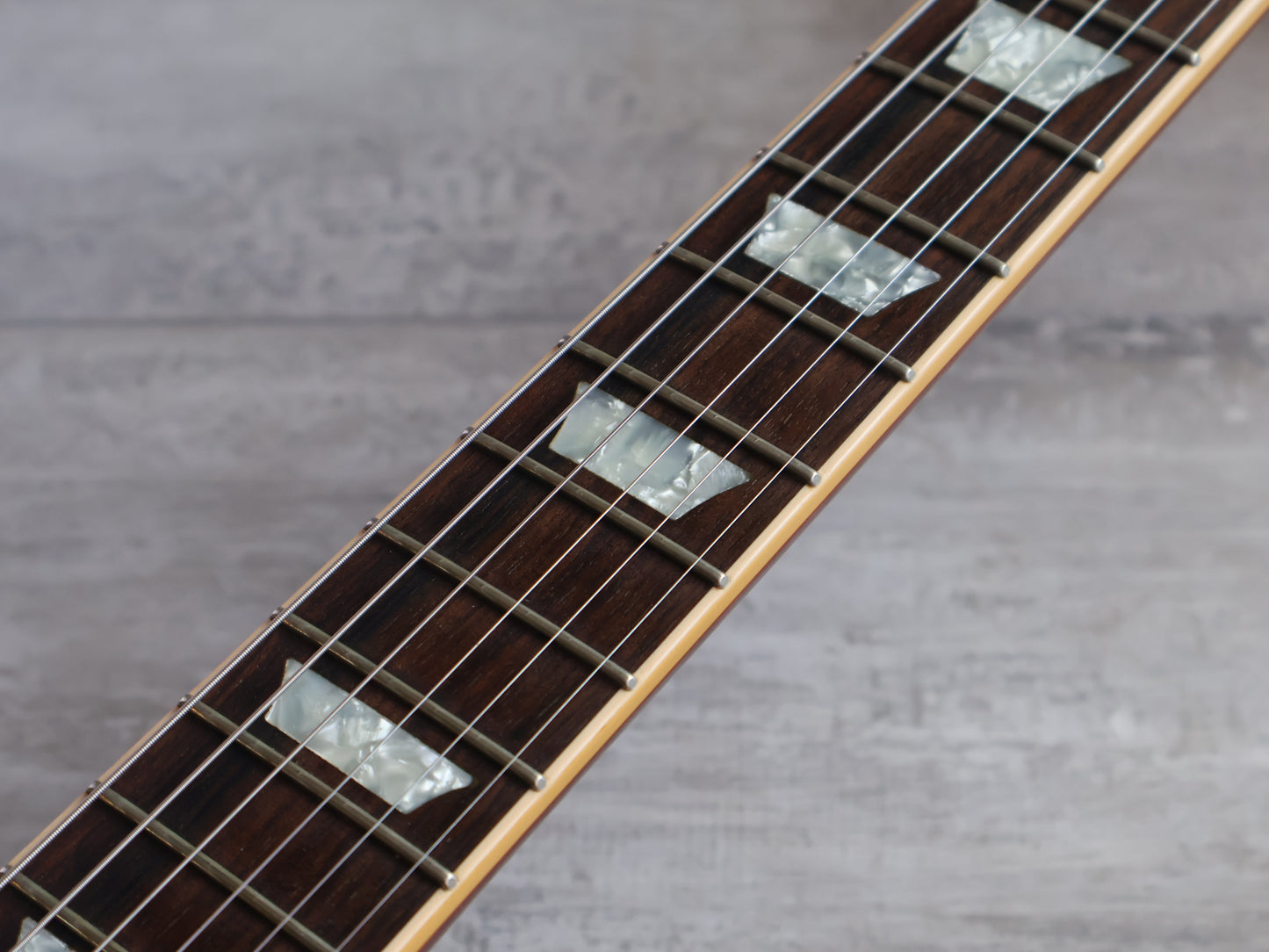 2004 Gibson Les Paul Standard Premium Plus (Cherry Sunburst)