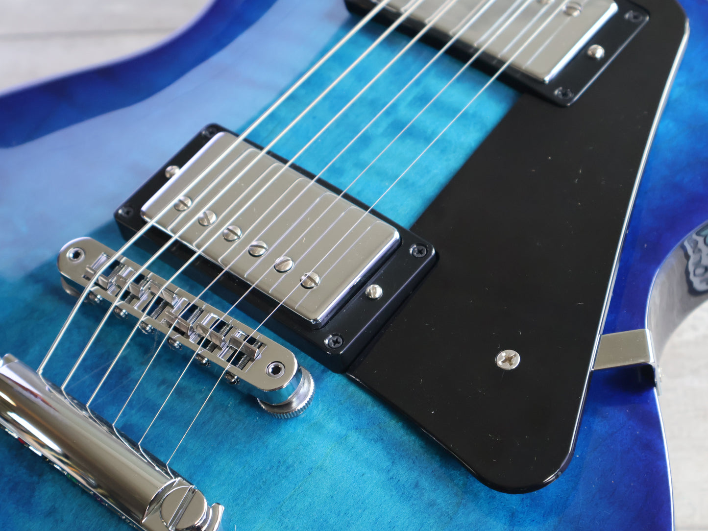 2022 Gibson USA Les Paul Studio Session (Cobalt Burst)