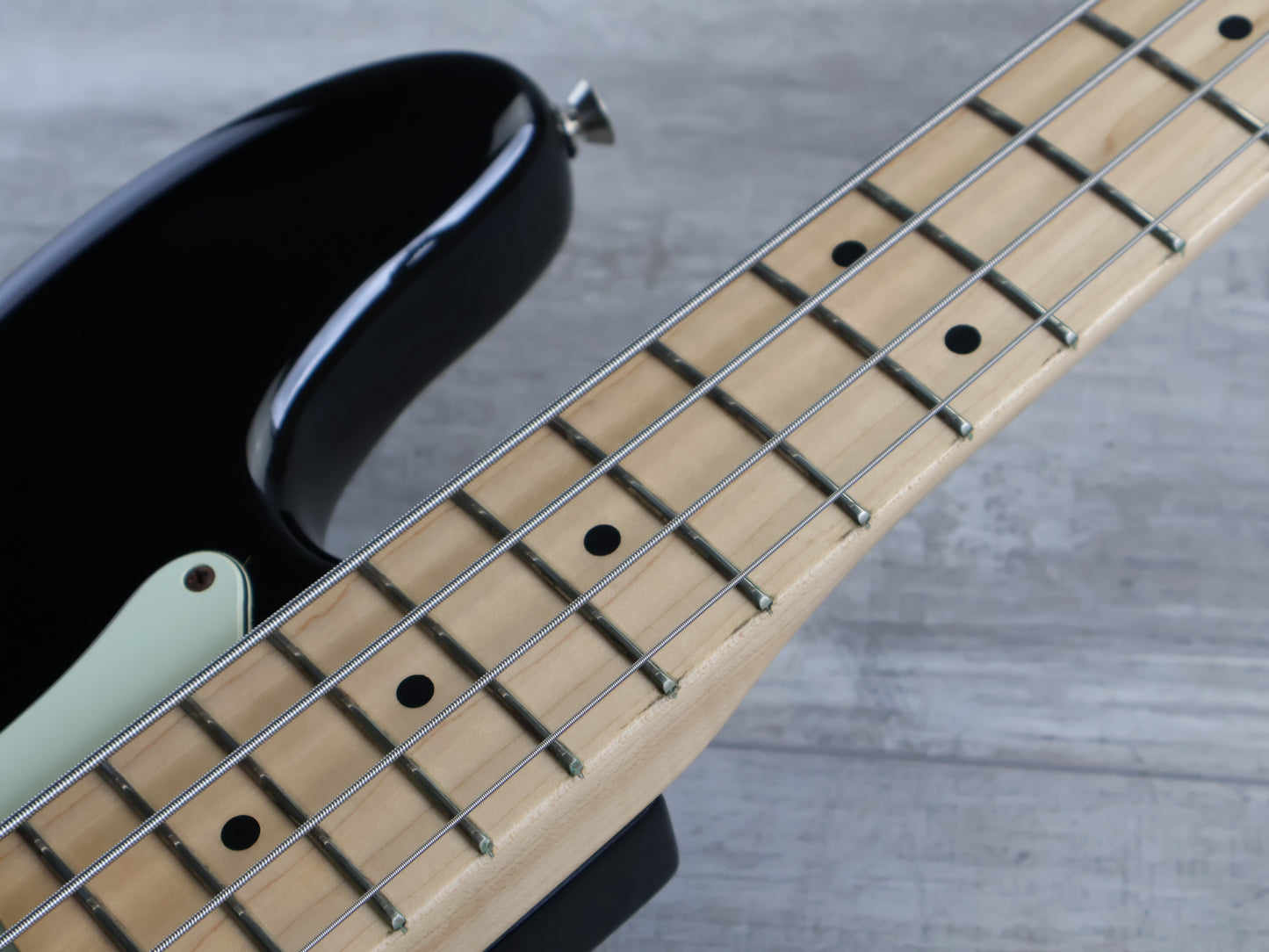 2019 Fender American Professional II Precision Bass (Black)