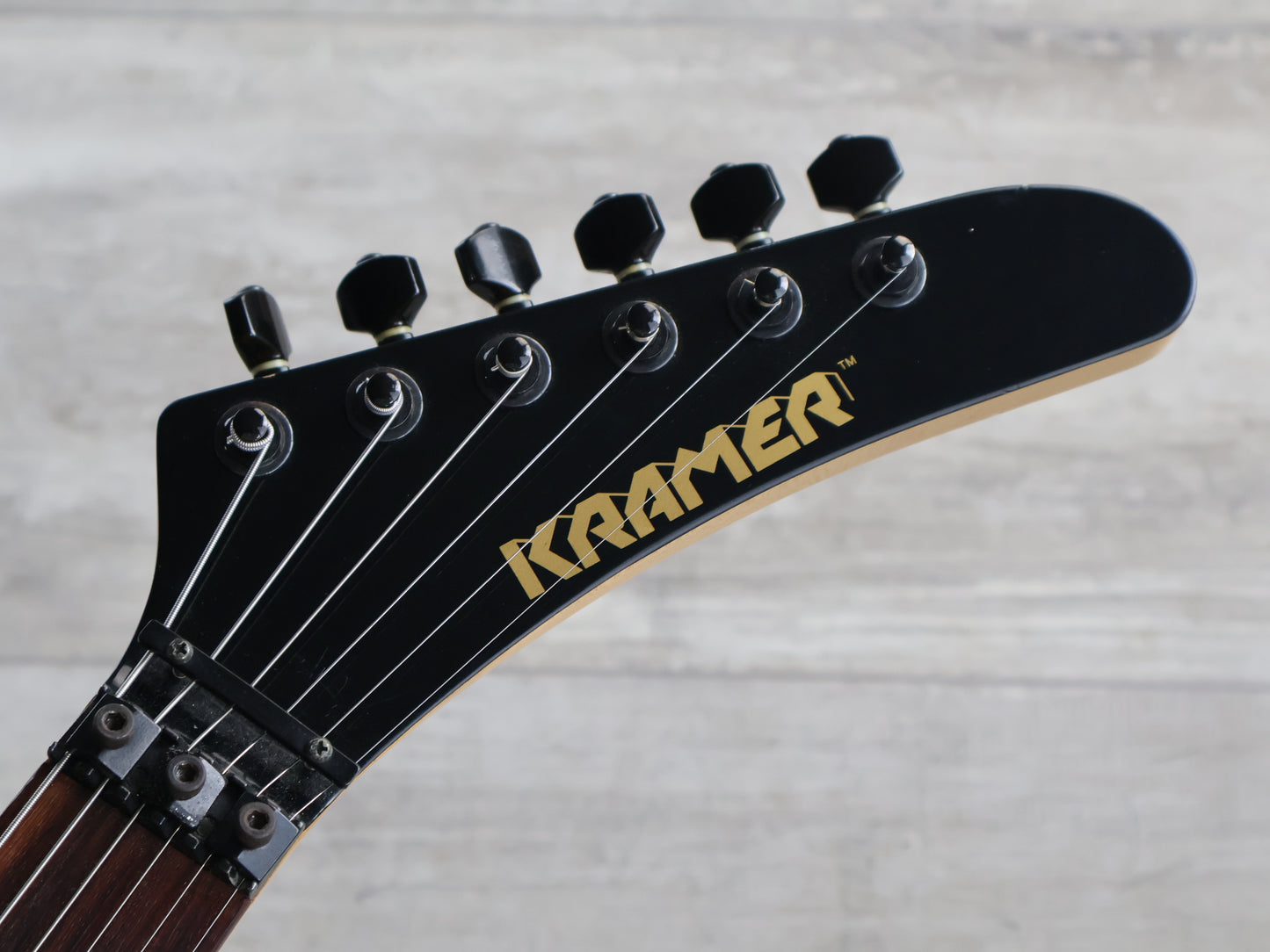 1988 Kramer Japan LK-IBF LK-Series Superstrat (Aged White)