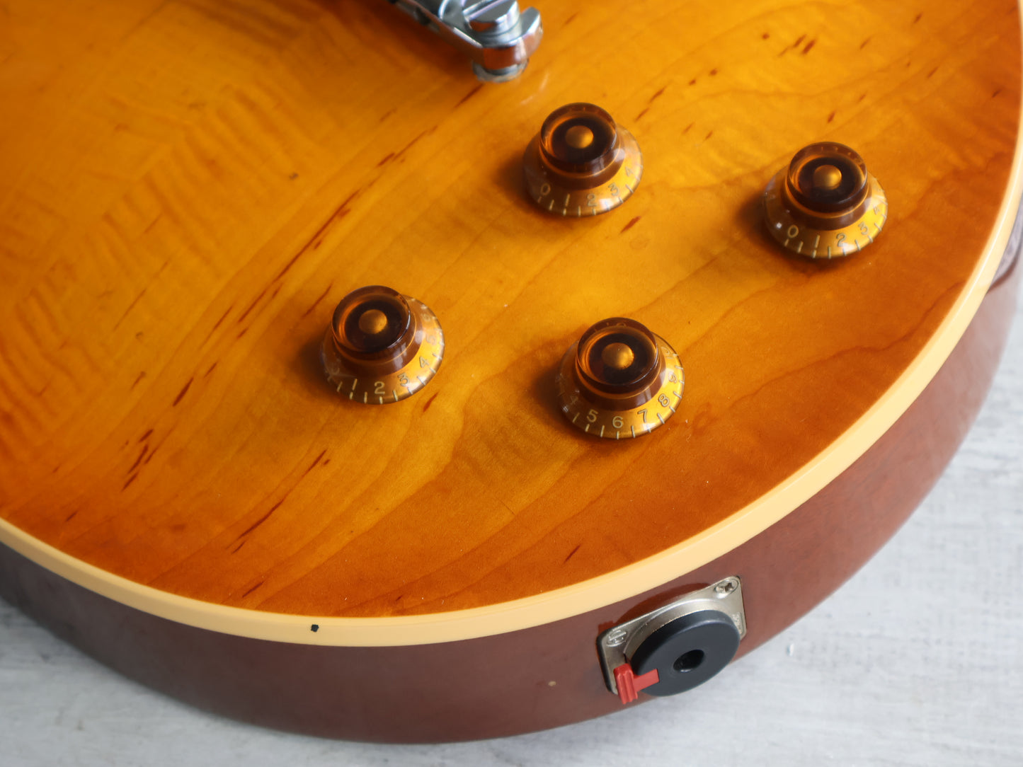 2010 Gibson USA Les Paul Standard Plus (Honey Burst)
