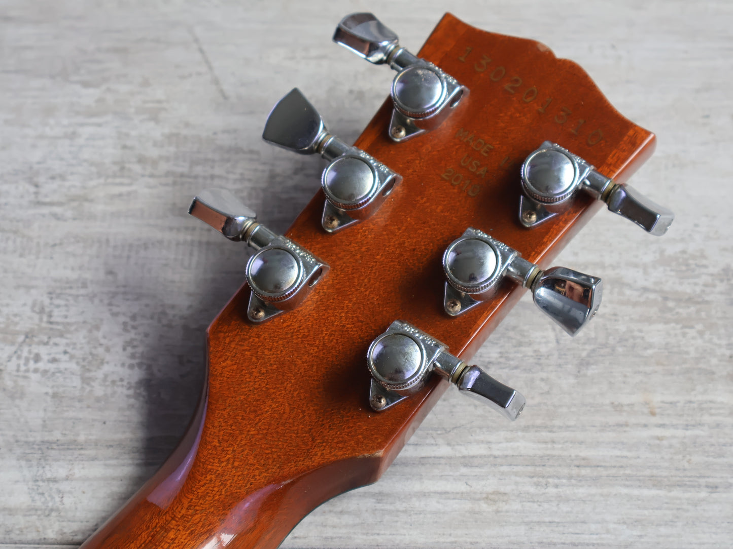 2010 Gibson USA Les Paul Standard Plus (Honey Burst)