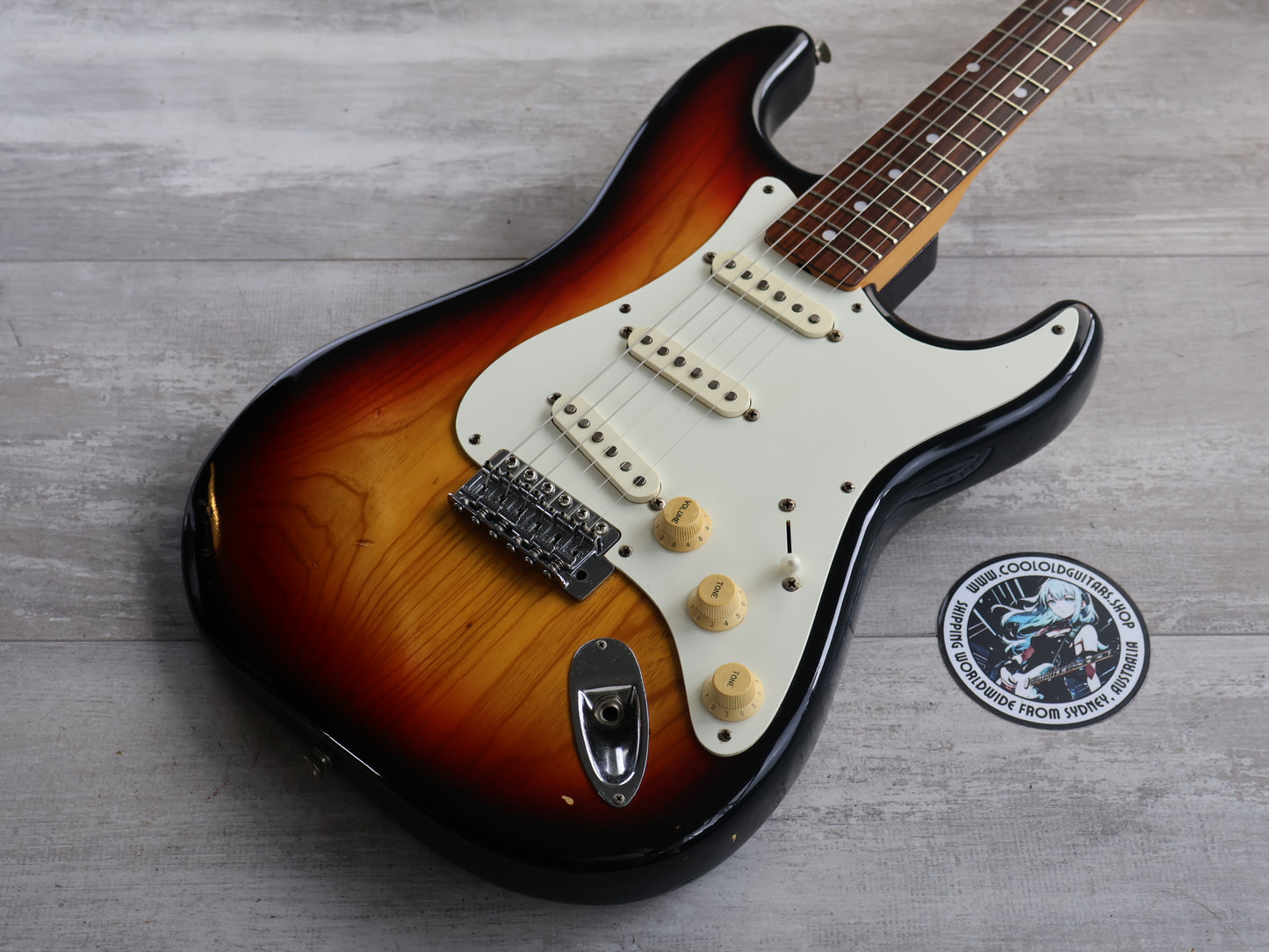 1981 Tokai ST-60 Springy Sound '64 Reissue Stratocaster (Three-Tone Sunburst)