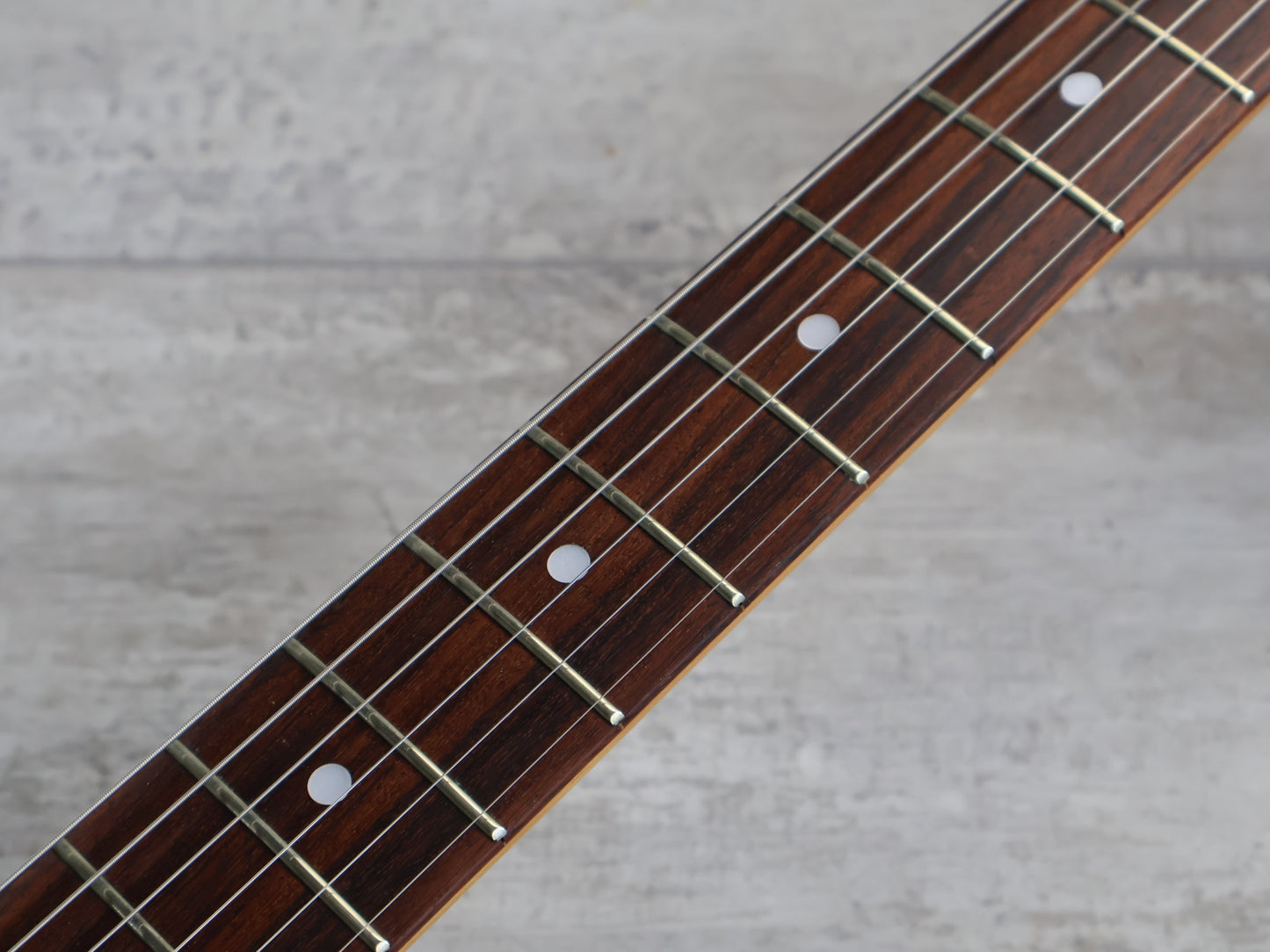 1981 Tokai ST-60 Springy Sound '64 Reissue Stratocaster (Three-Tone Sunburst)