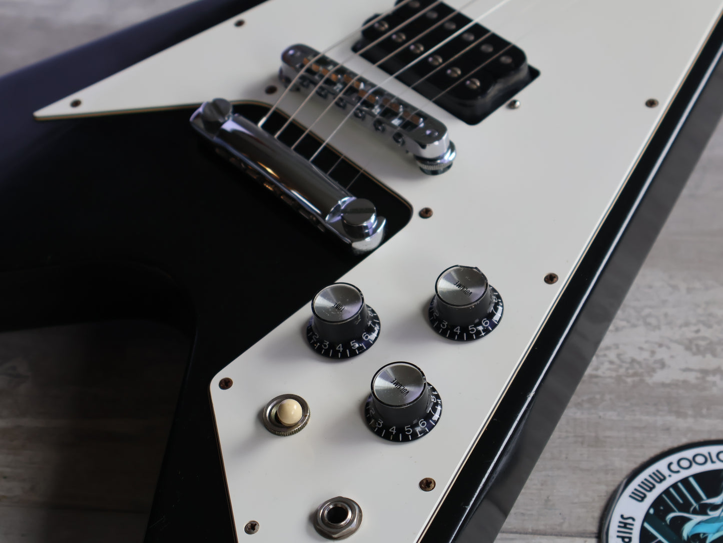 1992 Gibson USA '67 Reissue Flying V (Ebony)