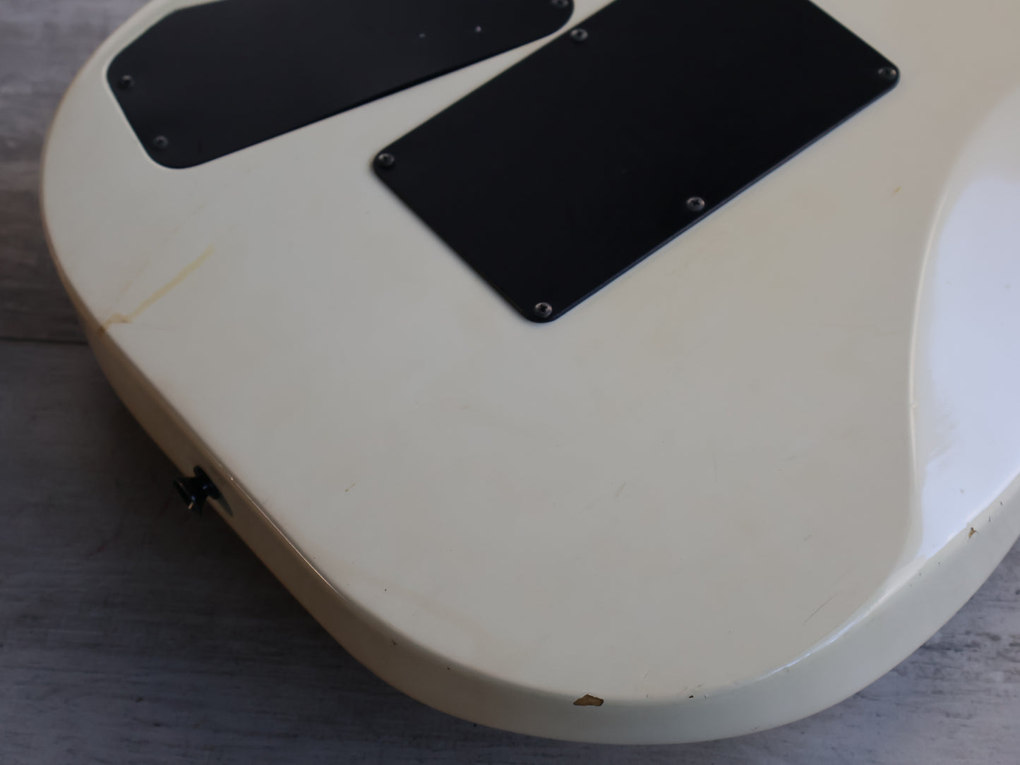 1986 ZEP Custom II (by ESP Japan) SW-90HB Kamikaze (Aged White)