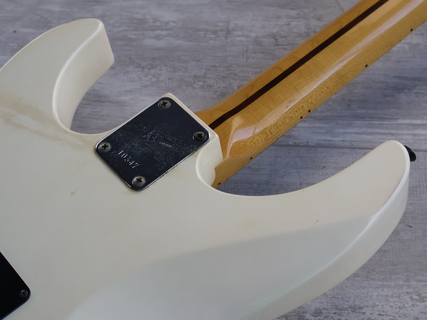 1986 ZEP Custom II (by ESP Japan) SW-90HB Kamikaze (Aged White)