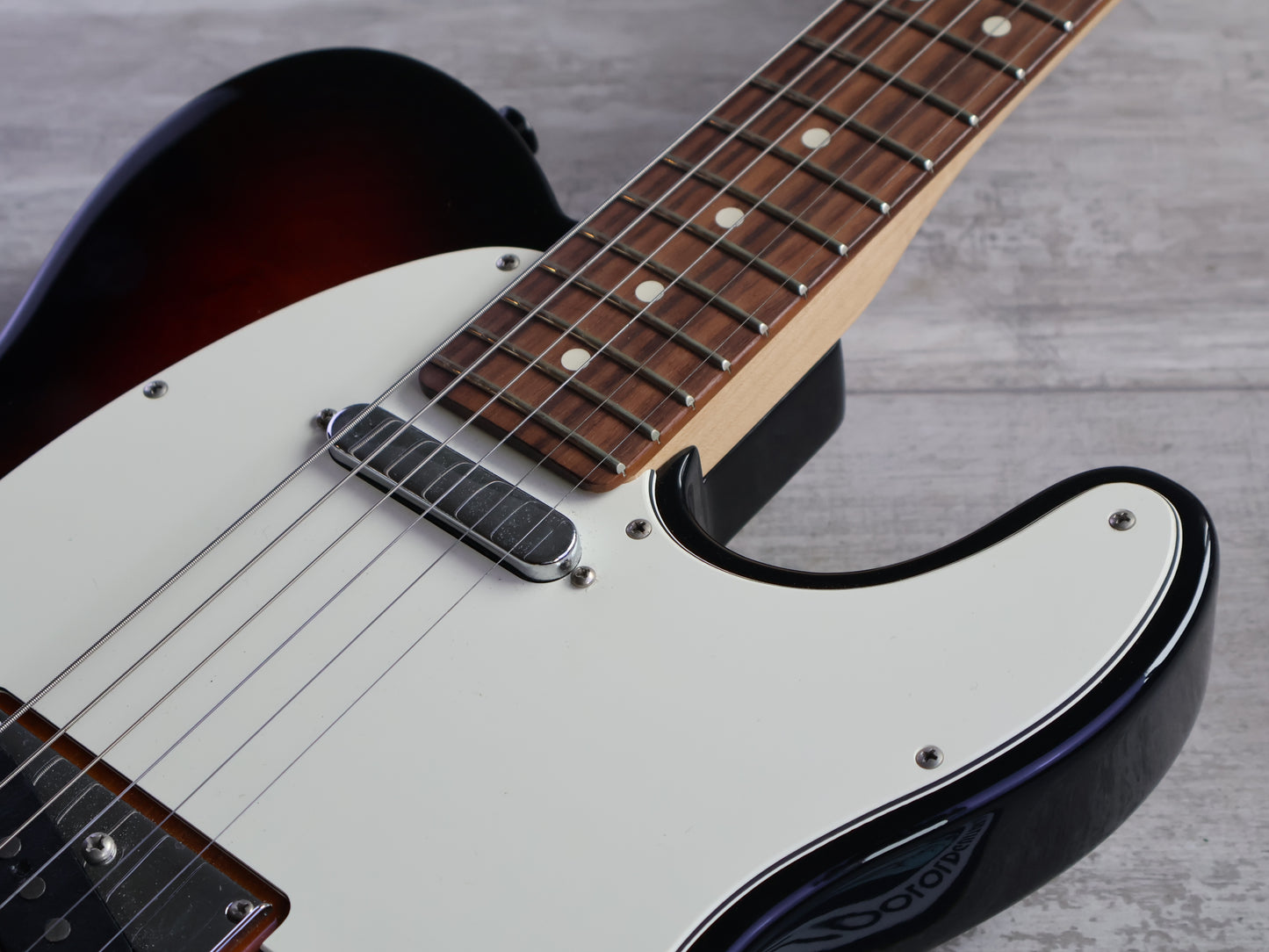 2017 Fender USA American Professional Telecaster (Sunburst)