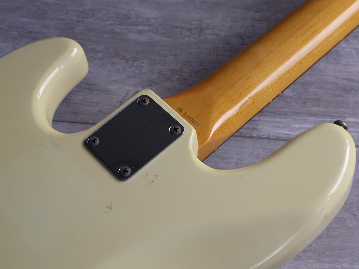 1993 Fender Japan JB62 '62 Reissue Jazz Bass (Vintage White)