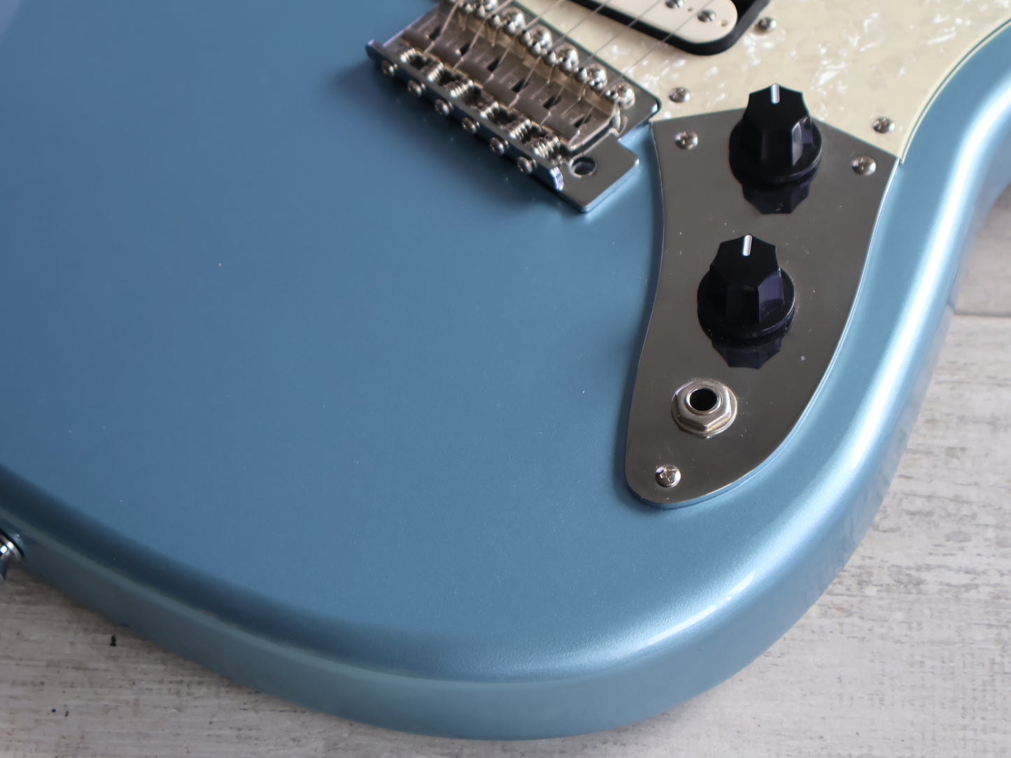 2020 Squier Paranormal Super-Sonic Offset (Ice Blue Metallic)