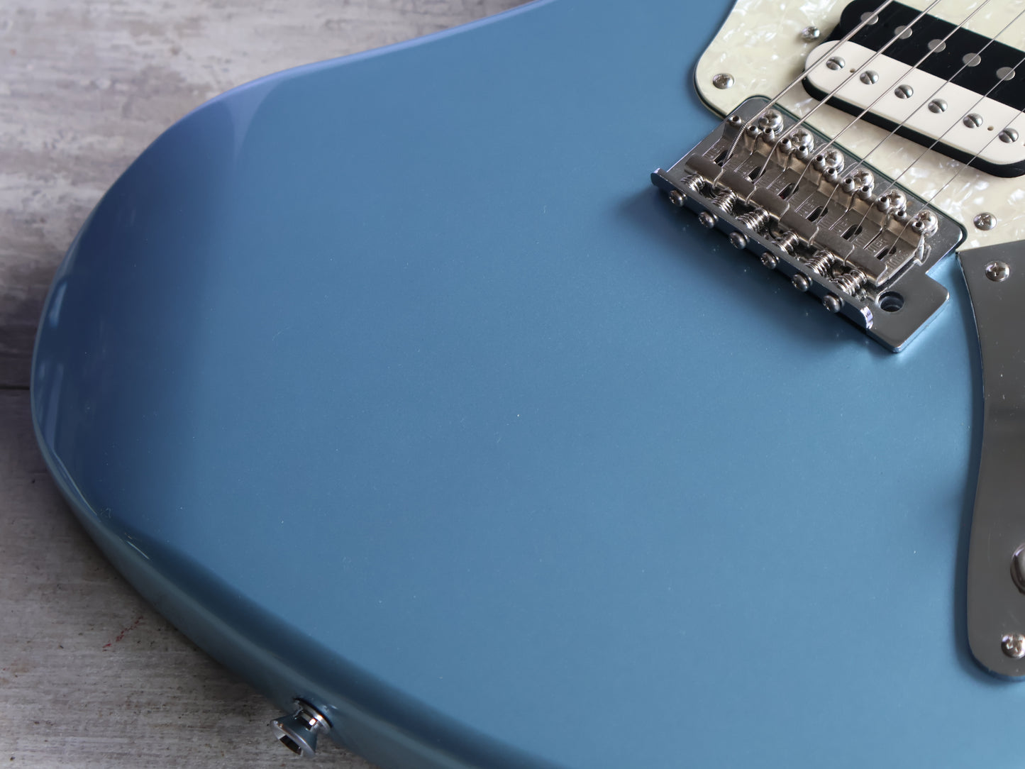 2020 Squier Paranormal Super-Sonic Offset (Ice Blue Metallic)