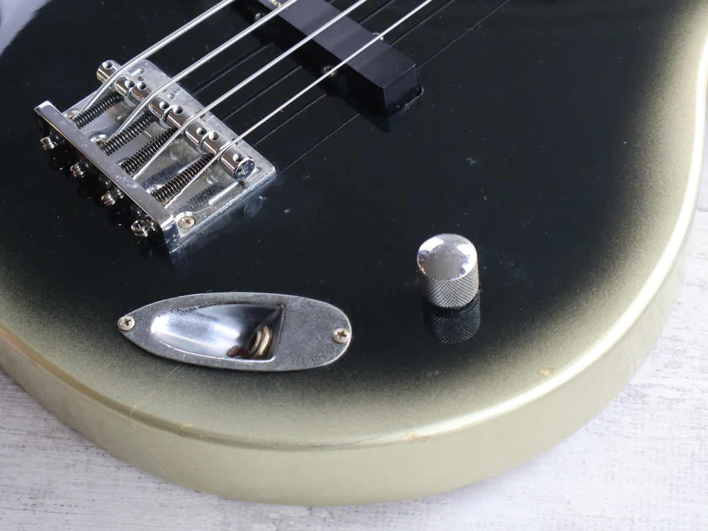 1999 Burny (Fernandes) Japan WSB-80EV Luna Signature Model Bass (Silverburst)