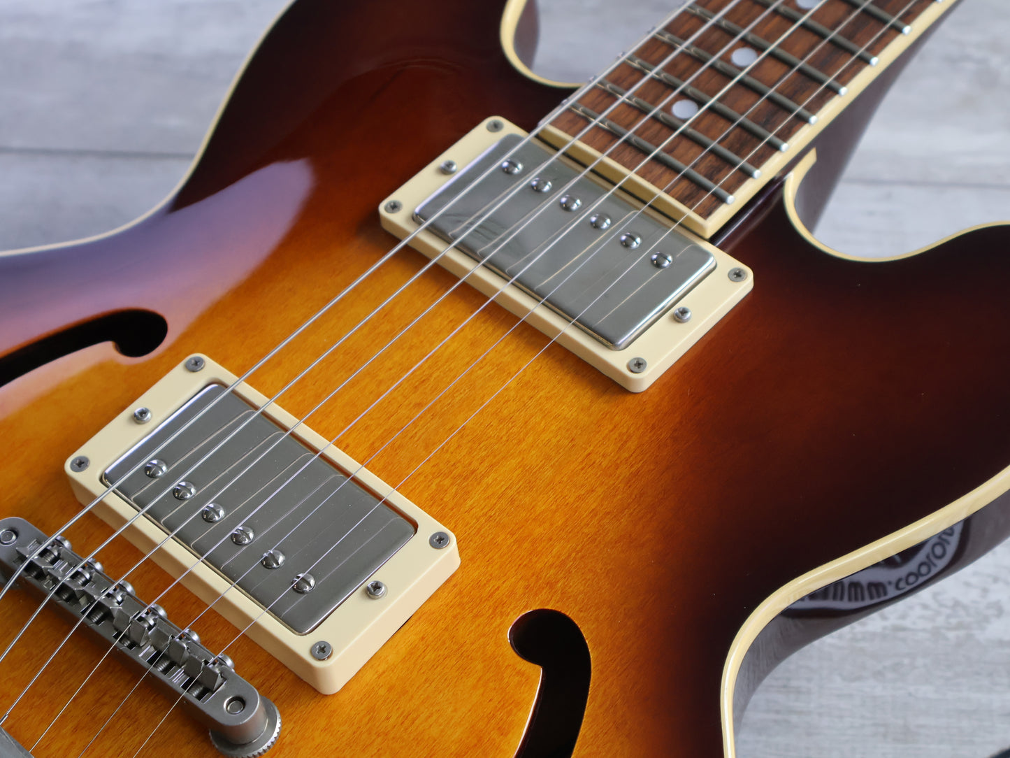 2003 History Japan (by Fujigen) ZMS-CFS ES-339 Semi-Hollowbody (Brown Sunburst)