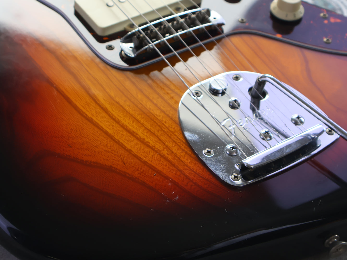 1985 Fender Japan "E Series" JM66-70 '66 Reissue Jazzmaster (Sunburst)