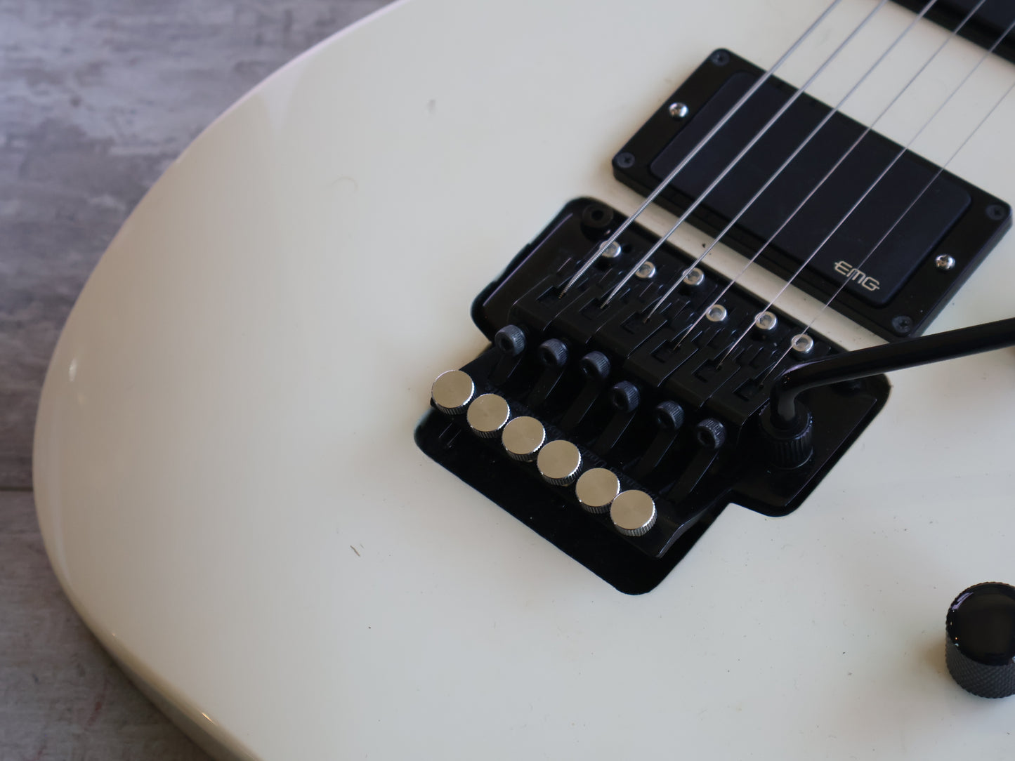 2000's Jackson Japan DK2M Pro Series Dinky w/EMG's (Snow White)