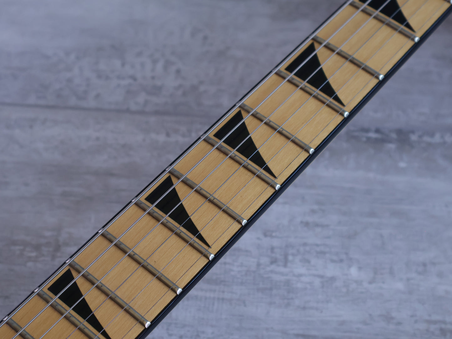 2000's Jackson Japan DK2M Pro Series Dinky w/EMG's (Snow White)