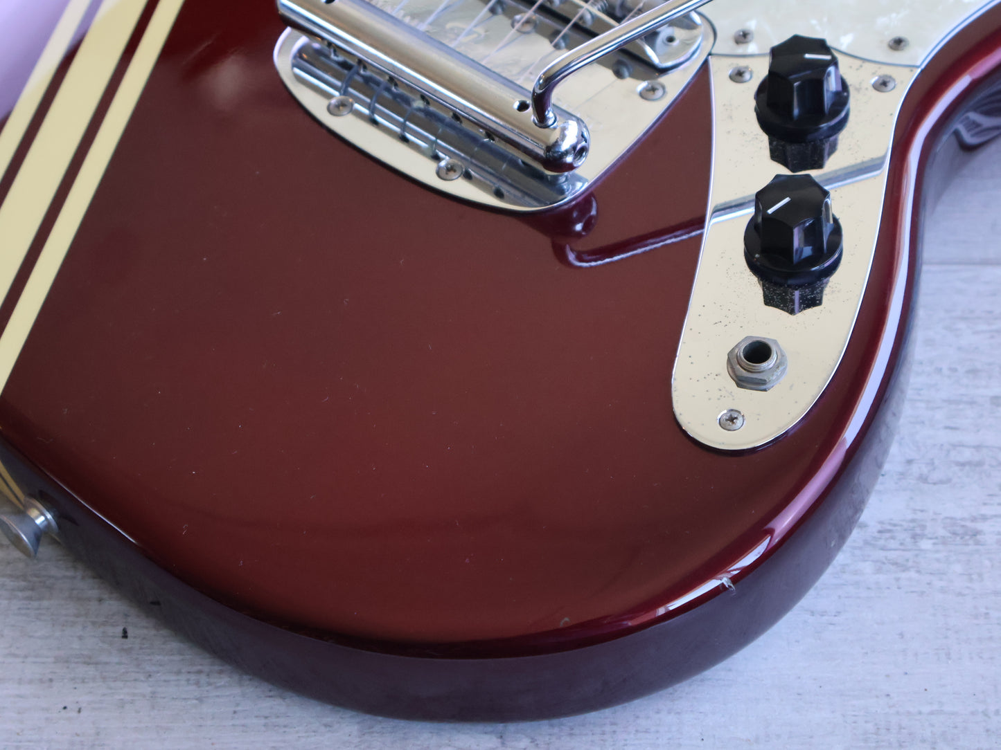 2006 Fender Japan MG73-85CO '73 Reissue Competition Mustang (Old Candy Apple Red)