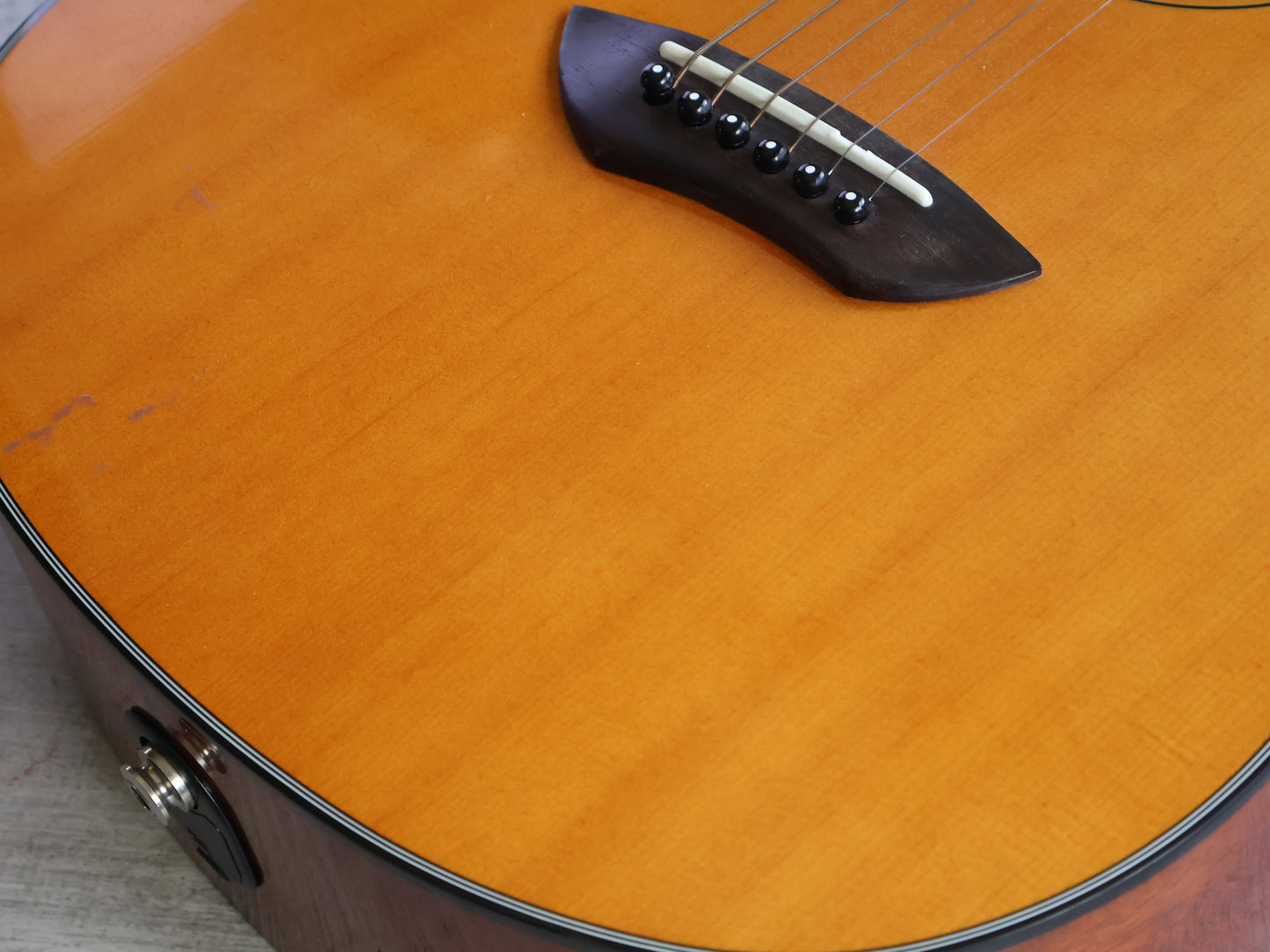 Yamaha CSF-TA Trans Acoustic Mini Guitar