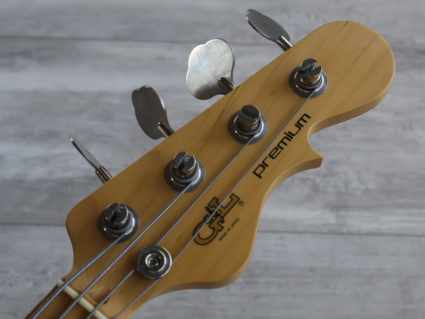 2003 G&L Japan L-2000 Premium Series Bass (White)