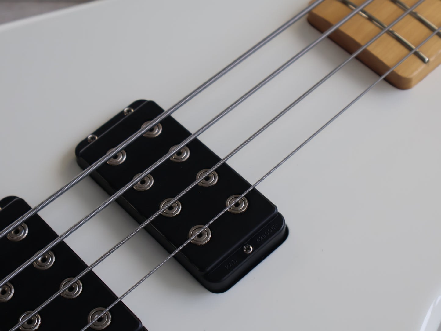 2003 G&L Japan L-2000 Premium Series Bass (White)