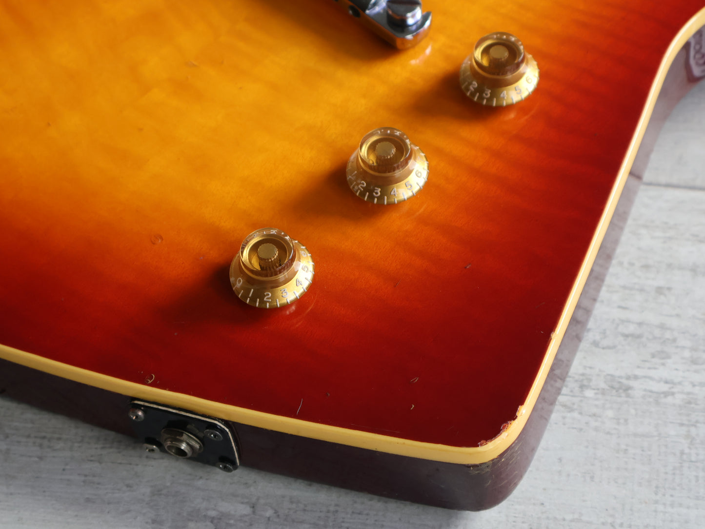 1978 Greco Japan EX800HR "Rick Nielsen" Explorer (Cherry Sunburst)