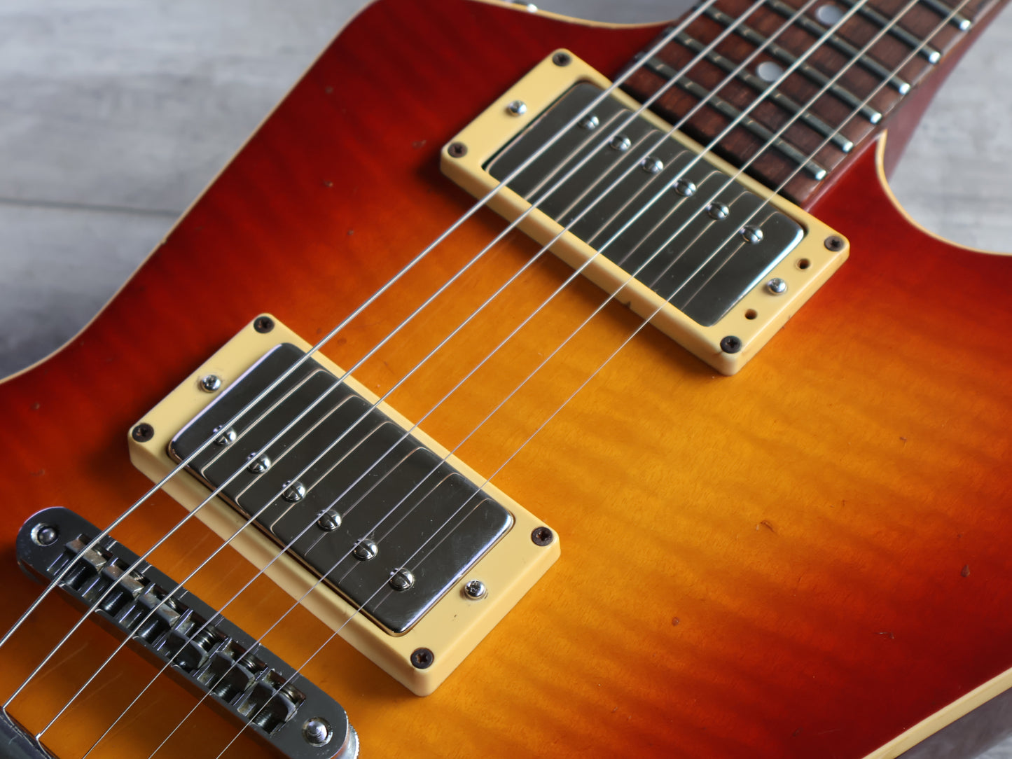 1978 Greco Japan EX800HR "Rick Nielsen" Explorer (Cherry Sunburst)