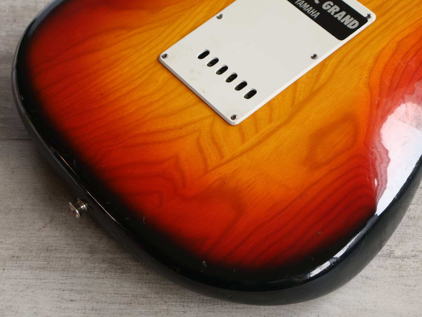 1979 Yamaha Japan SR500 "Super Rock'n Roller" Stratocaster (Sunburst)