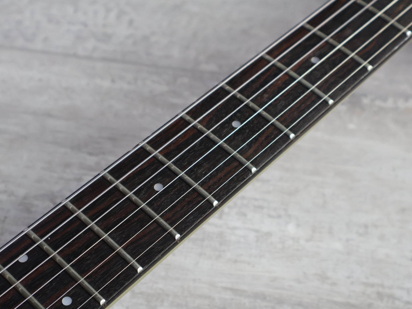 1986 Ibanez Japan AX75 Axstar Headless Guitar (Silver)